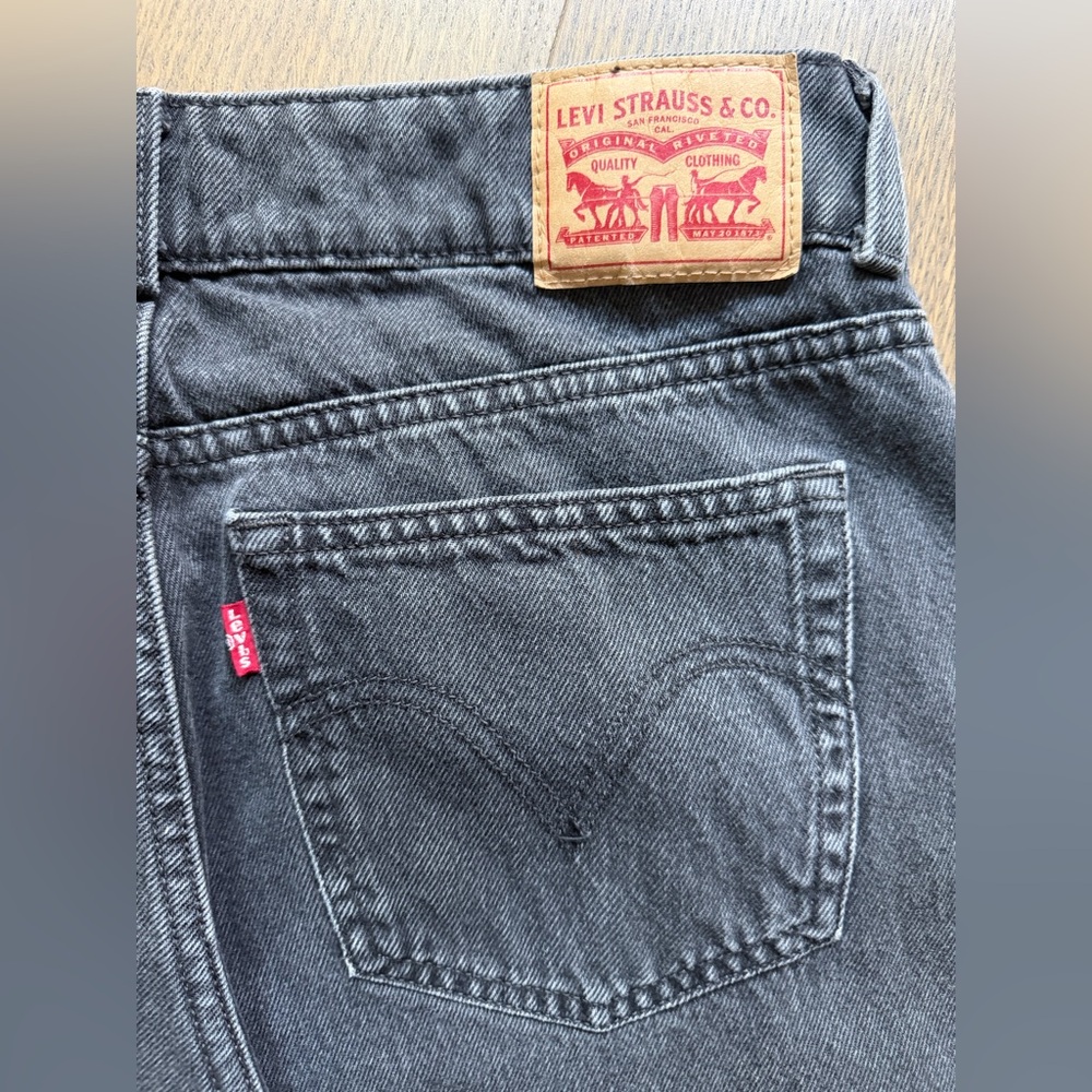 Levi's Women's Superlow Jeans - Washed Black - Picture 7 of 7